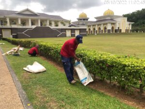 LANDSCAPE & FACILITIES MANAGEMENT